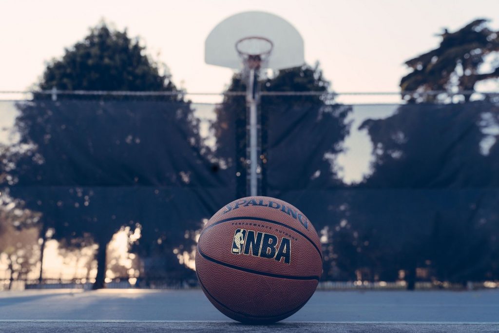 5 Manfaat Berolahraga Basket Untuk Anak