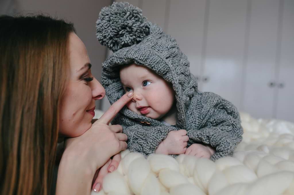 Menarik Hidung Bayi akan Membuat Mancung-Prestasi Global