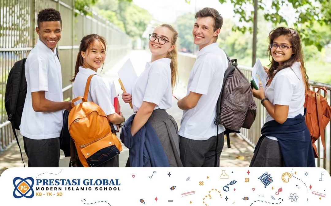 Karakteristik Siswa Sekolah Menengah Pertama (SMP) - Prestasi Global