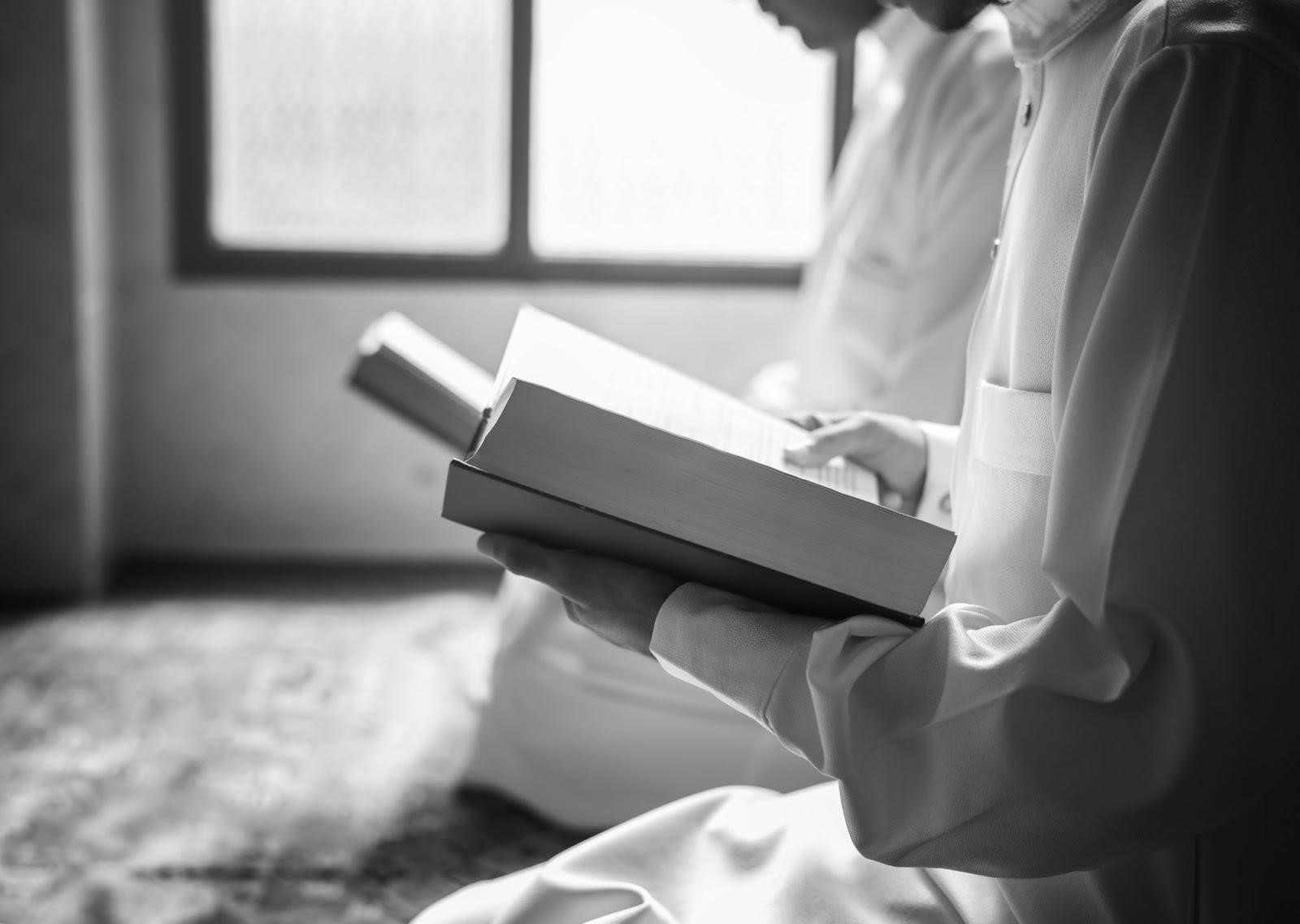 Parenting Islami : Keutamaan Mendidik Anak Dalam Islam - Sekolah Prestasi Global