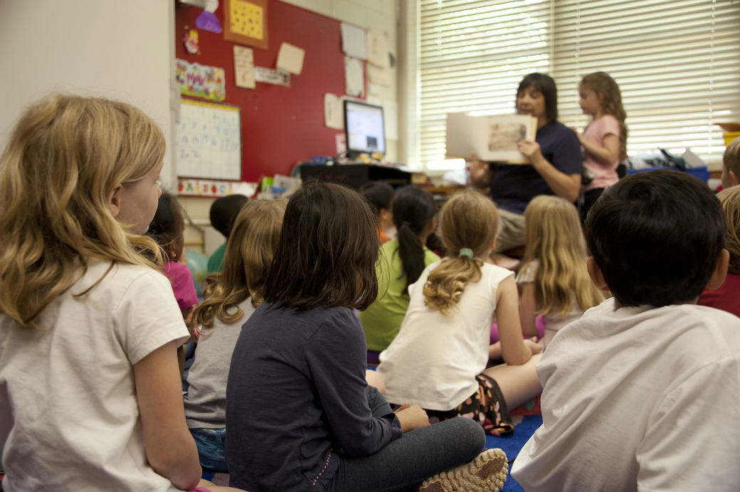 Tips Guru Mendisiplinkan Anak di Kelas - Sekolah Prestasi Global