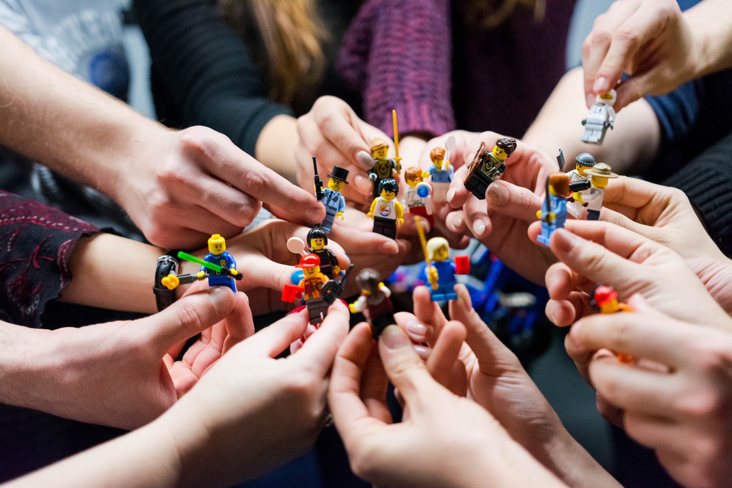 Mengasah Pola Pikir Anak Melalui Permainan Lego - Sekolah Prestasi Global