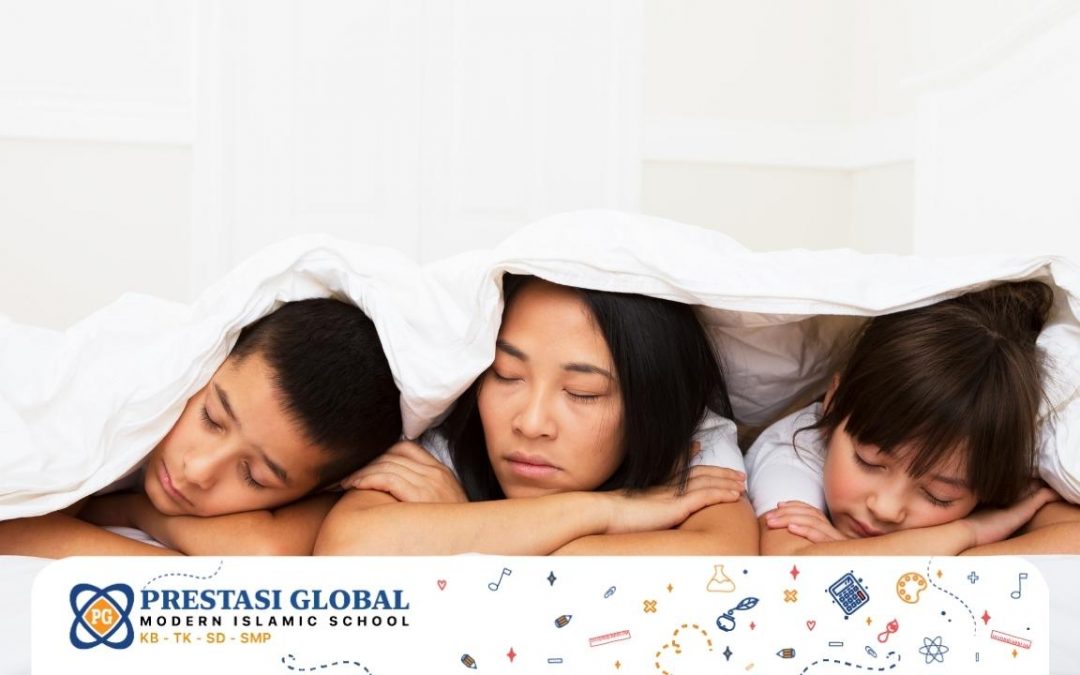 Manfaat Mendongeng Sebelum Tidur untuk Pertumbuhan Anak - Sekolah Prestasi Global